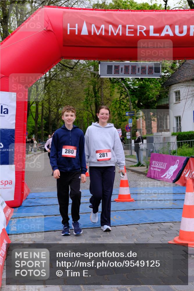 19.04.2026 - Hammer Lauf Tim E. http://msf.ph/oto/9549125 19.04.2026 13:00:33 Ziel 24, 144, 145, 969 meine-sportfotos.de