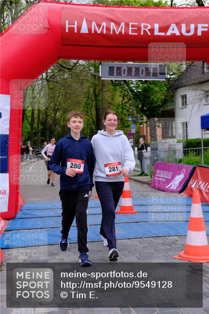 19.04.2026 - Hammer Lauf Tim E. http://msf.ph/oto/9549128 19.04.2026 13:00:34 Ziel 24, 144, 145, 969 meine-sportfotos.de