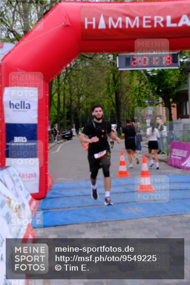19.04.2026 - Hammer Lauf Tim E. http://msf.ph/oto/9549225 19.04.2026 13:01:26 Ziel 331, 353, 796, 938, 1269 meine-sportfotos.de