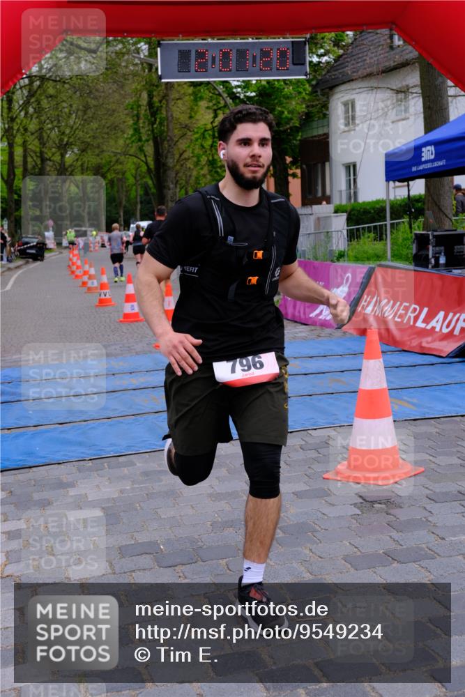 19.04.2026 - Hammer Lauf Tim E. http://msf.ph/oto/9549234 19.04.2026 13:01:27 Ziel 331, 796, 938, 1269 meine-sportfotos.de