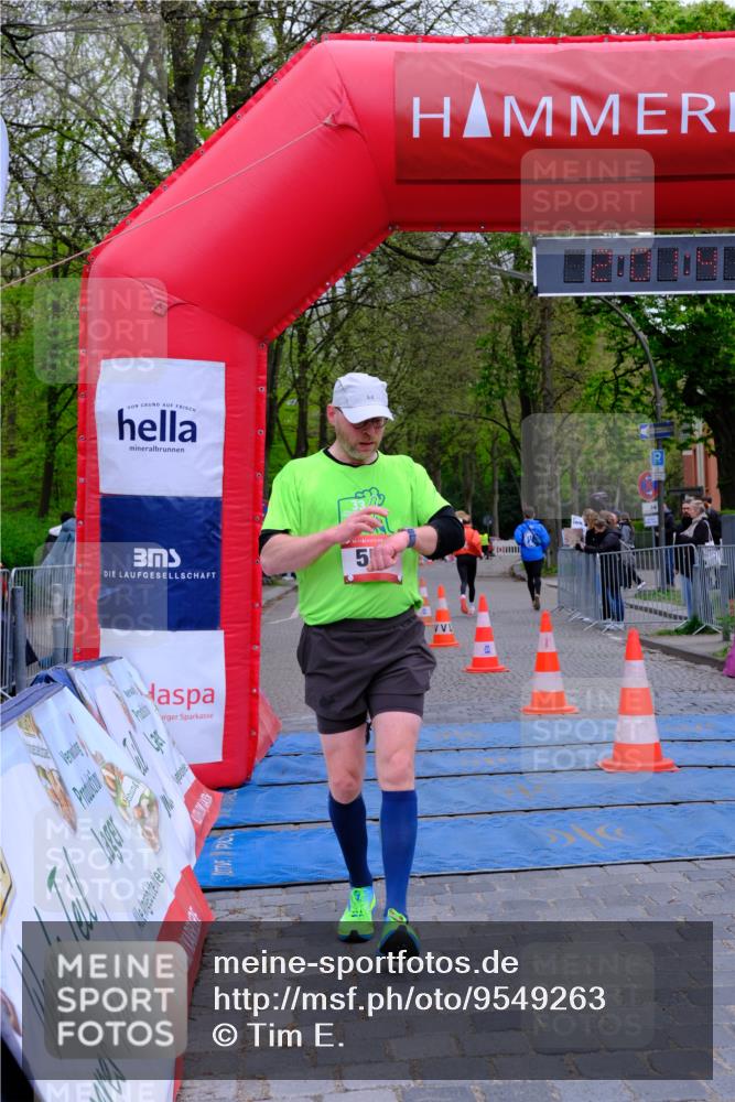 19.04.2026 - Hammer Lauf Tim E. http://msf.ph/oto/9549263 19.04.2026 13:01:48 Ziel 318, 406, 407, 554, 673, 674, 1334 meine-sportfotos.de