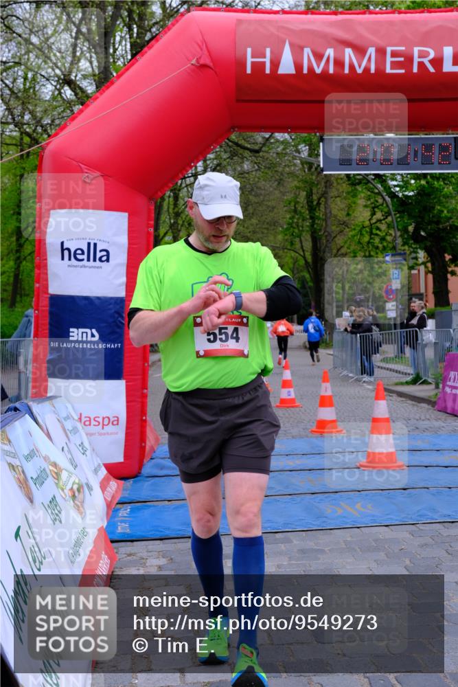 19.04.2026 - Hammer Lauf Tim E. http://msf.ph/oto/9549273 19.04.2026 13:01:49 Ziel 318, 406, 407, 554, 1334 meine-sportfotos.de