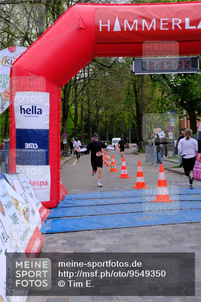 19.04.2026 - Hammer Lauf Tim E. http://msf.ph/oto/9549350 19.04.2026 13:02:42 Ziel 333, 420, 1928 meine-sportfotos.de