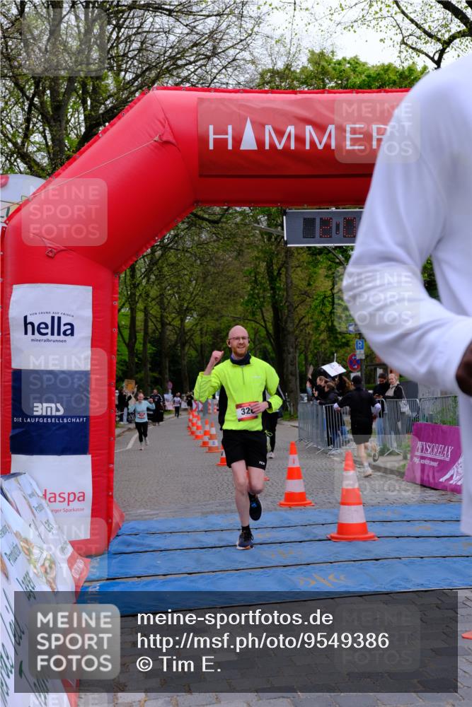 19.04.2026 - Hammer Lauf Tim E. http://msf.ph/oto/9549386 19.04.2026 13:02:55 Ziel 326, 656, 690, 1018 meine-sportfotos.de