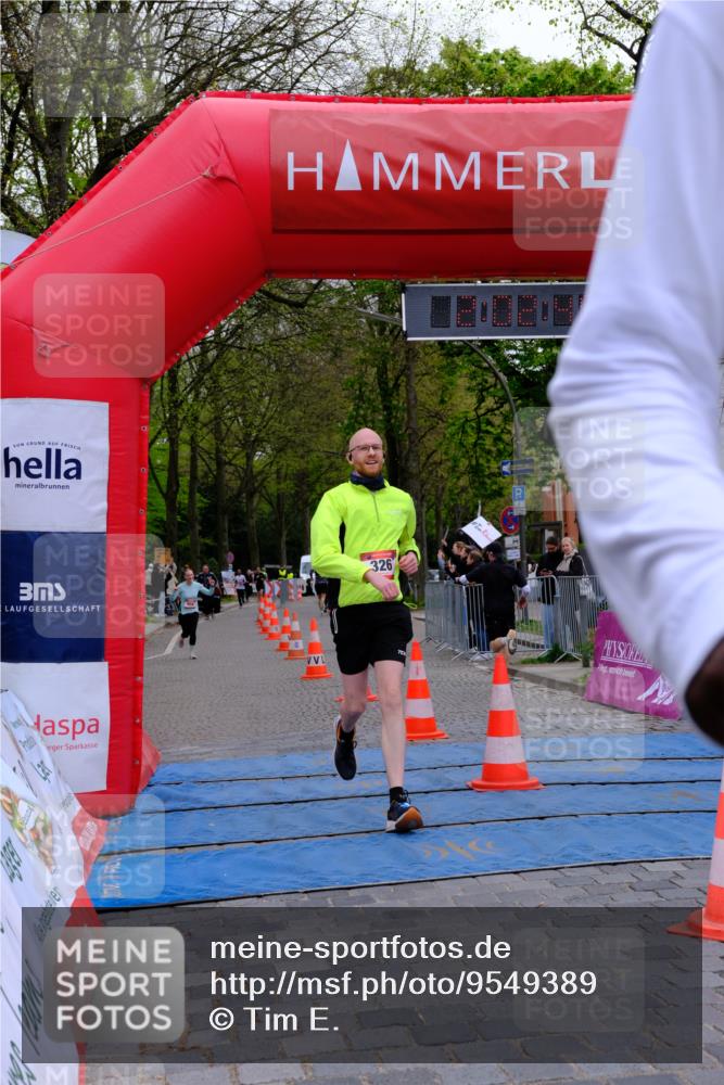19.04.2026 - Hammer Lauf Tim E. http://msf.ph/oto/9549389 19.04.2026 13:02:55 Ziel 326, 656, 690, 1018 meine-sportfotos.de