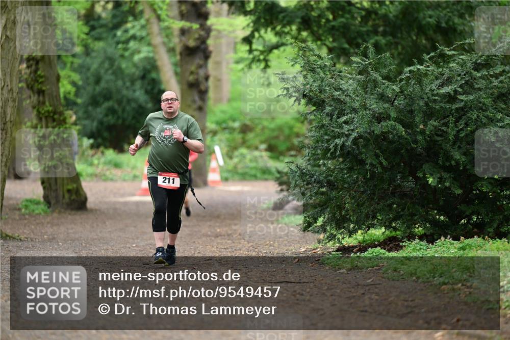 19.04.2026 - Hammer Lauf Dr. Thomas Lammeyer http://msf.ph/oto/9549457 19.04.2026 11:36:10 Laufen 211 meine-sportfotos.de