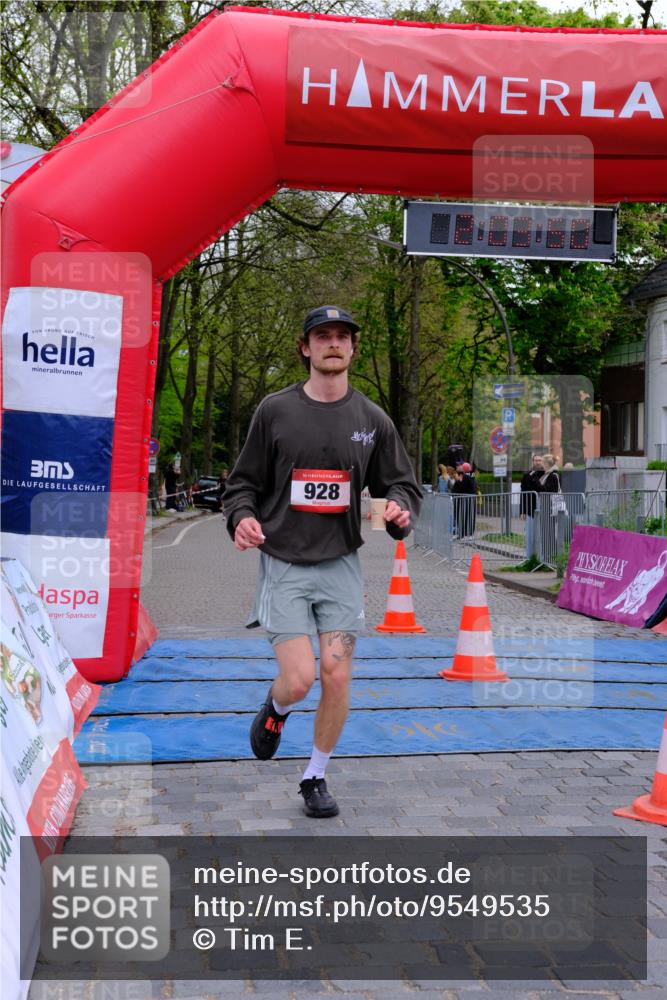 19.04.2026 - Hammer Lauf Tim E. http://msf.ph/oto/9549535 19.04.2026 13:03:57 Ziel 928 meine-sportfotos.de