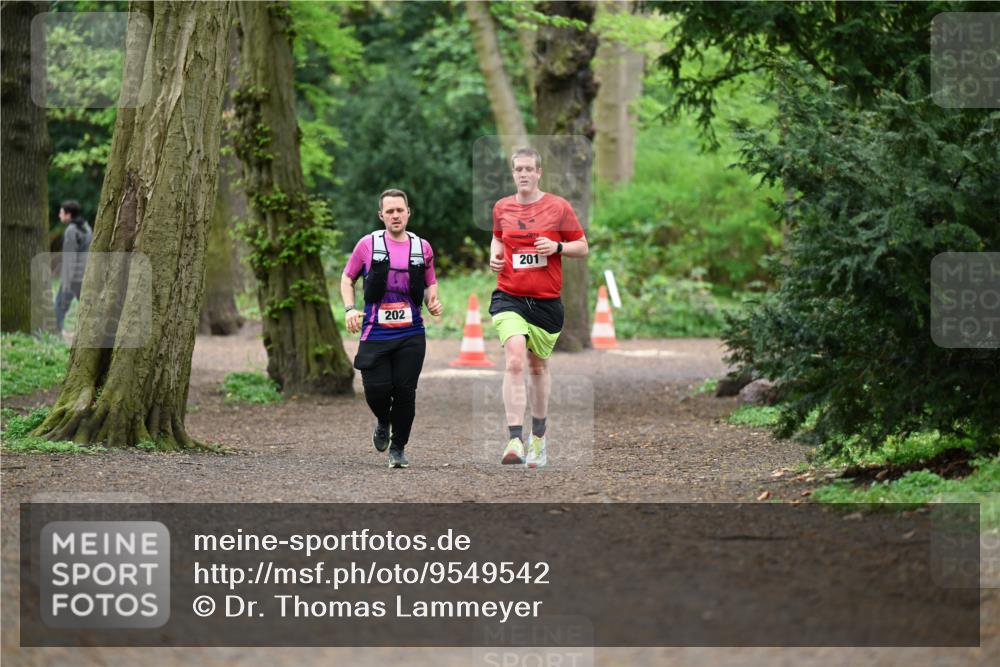 19.04.2026 - Hammer Lauf Dr. Thomas Lammeyer http://msf.ph/oto/9549542 19.04.2026 11:36:37 Laufen 202, 201 meine-sportfotos.de