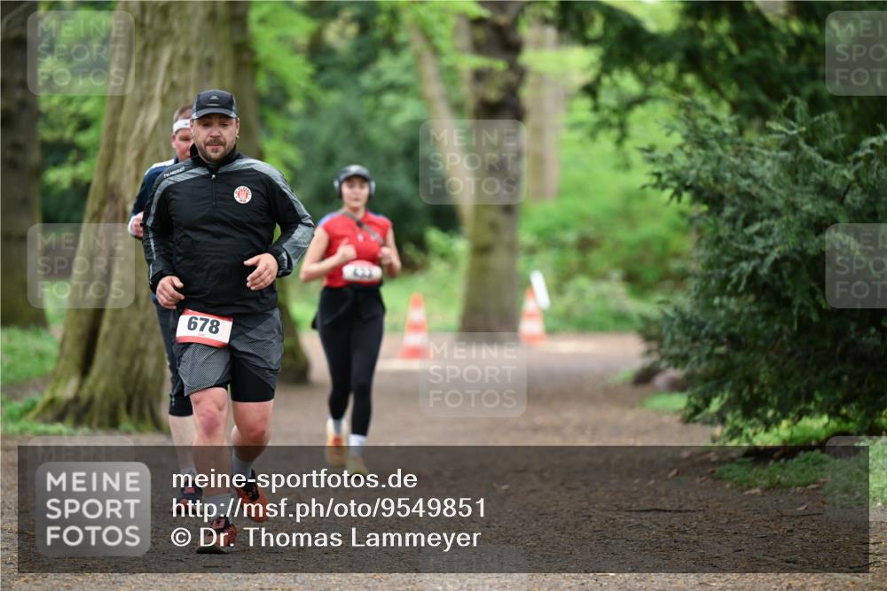 19.04.2026 - Hammer Lauf Dr. Thomas Lammeyer http://msf.ph/oto/9549851 19.04.2026 11:38:10 Laufen 678 meine-sportfotos.de