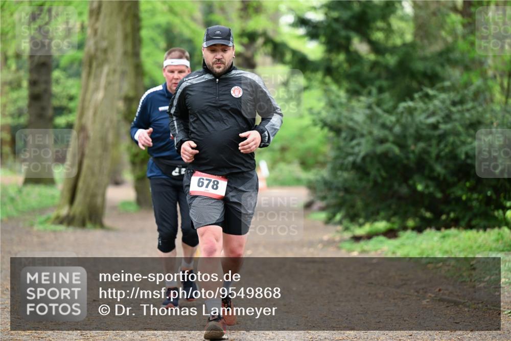 19.04.2026 - Hammer Lauf Dr. Thomas Lammeyer http://msf.ph/oto/9549868 19.04.2026 11:38:12 Laufen 678 meine-sportfotos.de