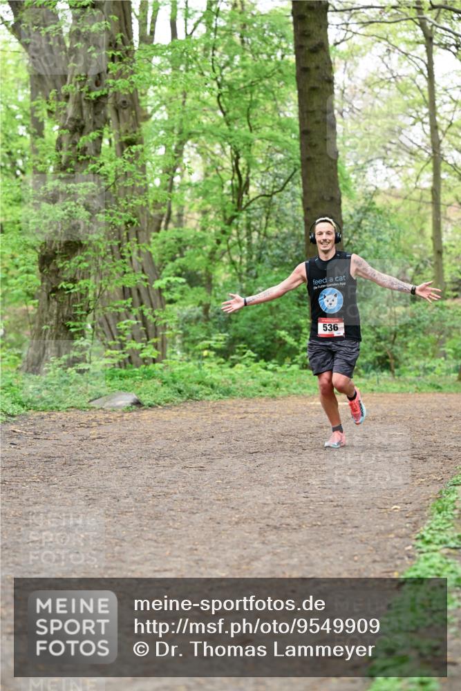 19.04.2026 - Hammer Lauf Dr. Thomas Lammeyer http://msf.ph/oto/9549909 19.04.2026 11:43:30 Laufen 536 meine-sportfotos.de