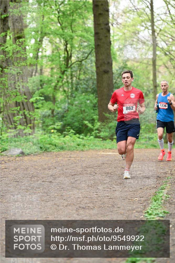 19.04.2026 - Hammer Lauf Dr. Thomas Lammeyer http://msf.ph/oto/9549922 19.04.2026 11:43:32 Laufen 215, 862, 1236 meine-sportfotos.de