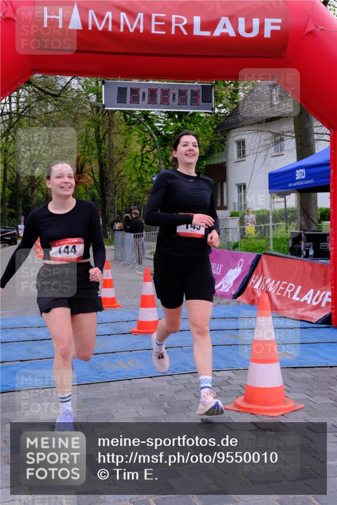 19.04.2026 - Hammer Lauf Tim E. http://msf.ph/oto/9550010 19.04.2026 13:08:30 Ziel 144, 145 meine-sportfotos.de