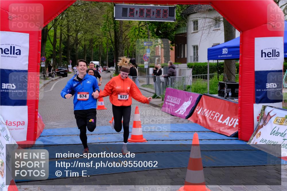 19.04.2026 - Hammer Lauf Tim E. http://msf.ph/oto/9550062 19.04.2026 13:09:15 Ziel 331, 673, 674, 1269 meine-sportfotos.de