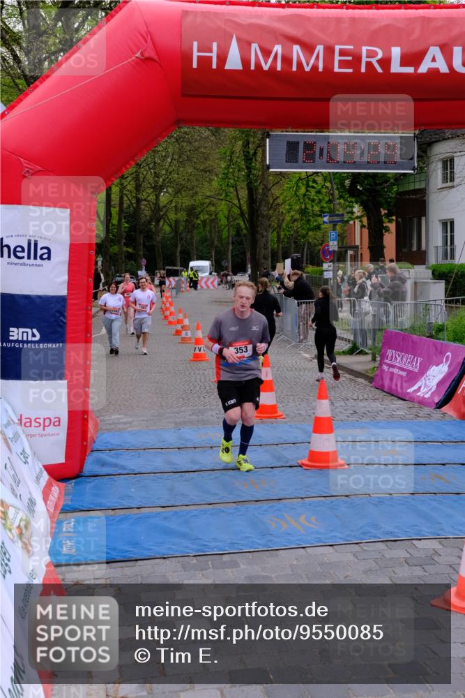 19.04.2026 - Hammer Lauf Tim E. http://msf.ph/oto/9550085 19.04.2026 13:09:36 Ziel 353, 467, 825 meine-sportfotos.de