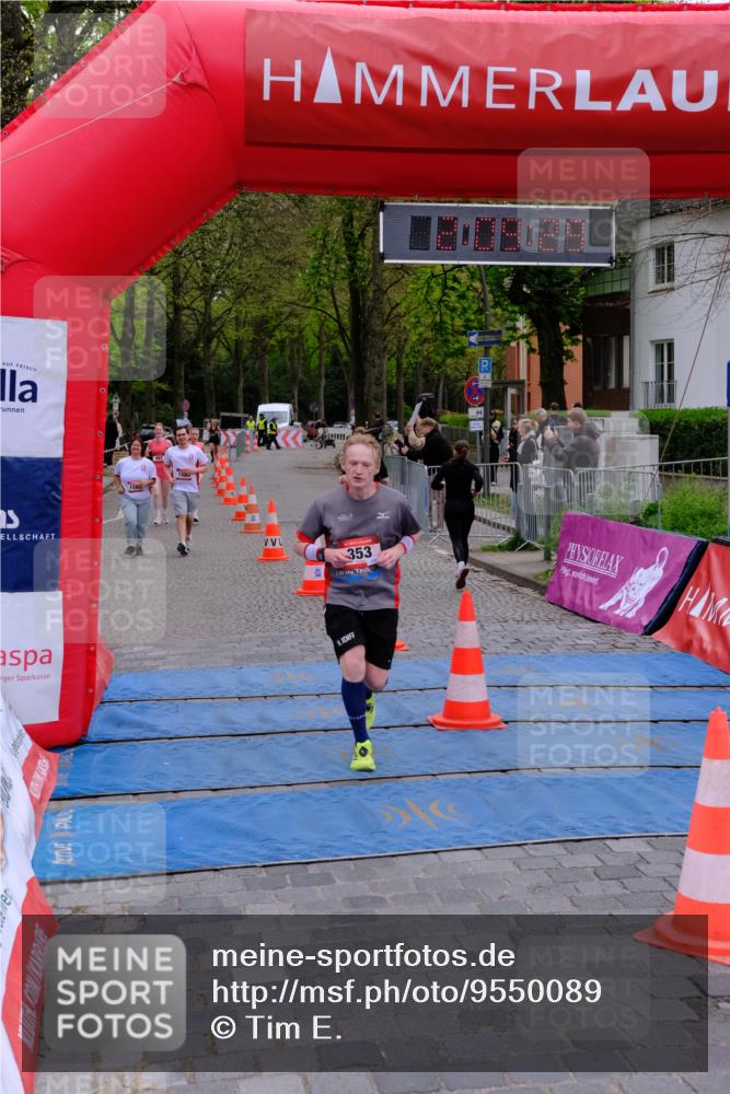19.04.2026 - Hammer Lauf Tim E. http://msf.ph/oto/9550089 19.04.2026 13:09:36 Ziel 353, 467, 825 meine-sportfotos.de