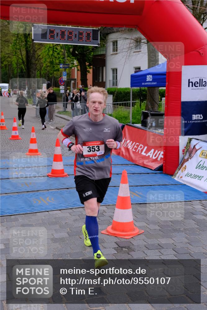 19.04.2026 - Hammer Lauf Tim E. http://msf.ph/oto/9550107 19.04.2026 13:09:37 Ziel 353, 407, 467, 825, 1296, 1582 meine-sportfotos.de