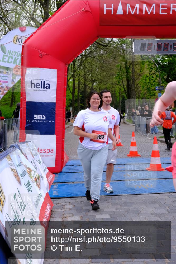 19.04.2026 - Hammer Lauf Tim E. http://msf.ph/oto/9550133 19.04.2026 13:09:43 Ziel 406, 407, 1296, 1582, 1583 meine-sportfotos.de