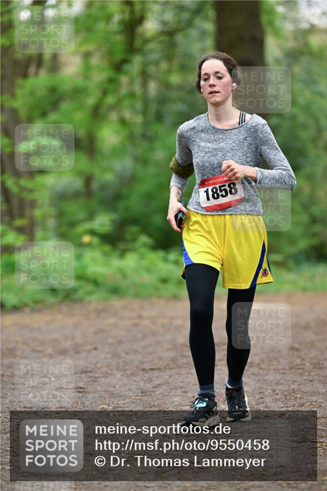 19.04.2026 - Hammer Lauf Dr. Thomas Lammeyer http://msf.ph/oto/9550458 19.04.2026 11:50:36 Laufen 1858 meine-sportfotos.de