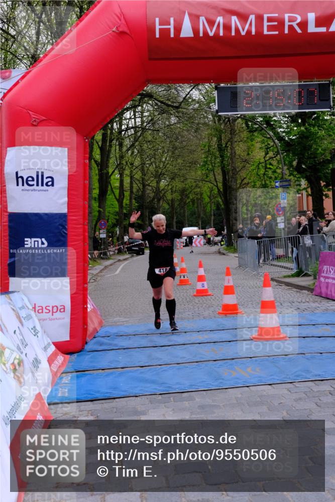 19.04.2026 - Hammer Lauf Tim E. http://msf.ph/oto/9550506 19.04.2026 13:15:14 Ziel 418 meine-sportfotos.de