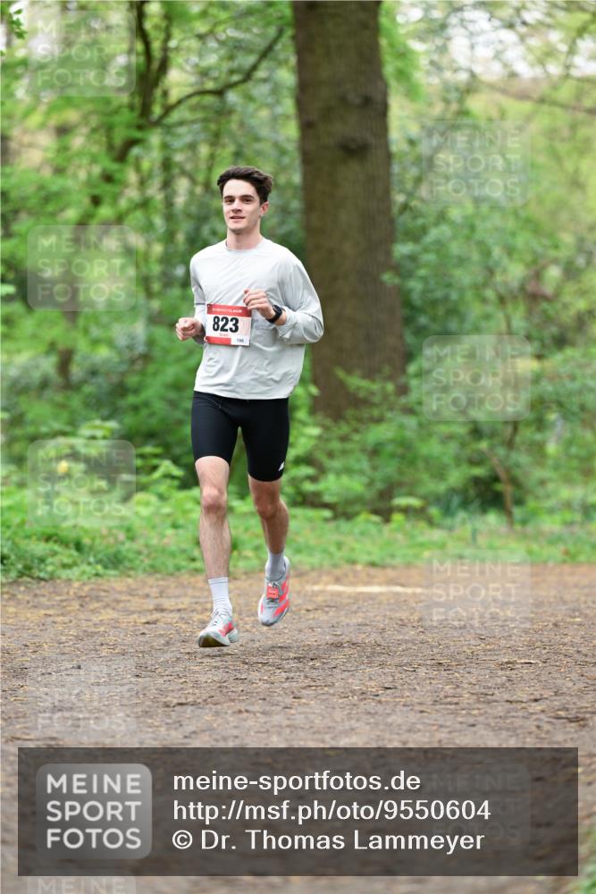 19.04.2026 - Hammer Lauf Dr. Thomas Lammeyer http://msf.ph/oto/9550604 19.04.2026 11:51:04 Laufen 823, 196 meine-sportfotos.de