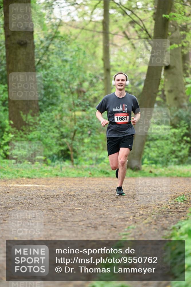 19.04.2026 - Hammer Lauf Dr. Thomas Lammeyer http://msf.ph/oto/9550762 19.04.2026 11:52:34 Laufen 2015, 1681 meine-sportfotos.de