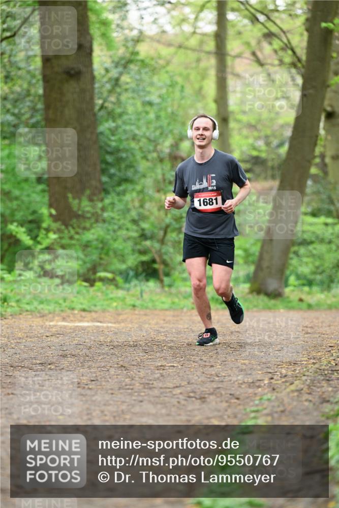 19.04.2026 - Hammer Lauf Dr. Thomas Lammeyer http://msf.ph/oto/9550767 19.04.2026 11:52:35 Laufen 2015, 1681 meine-sportfotos.de