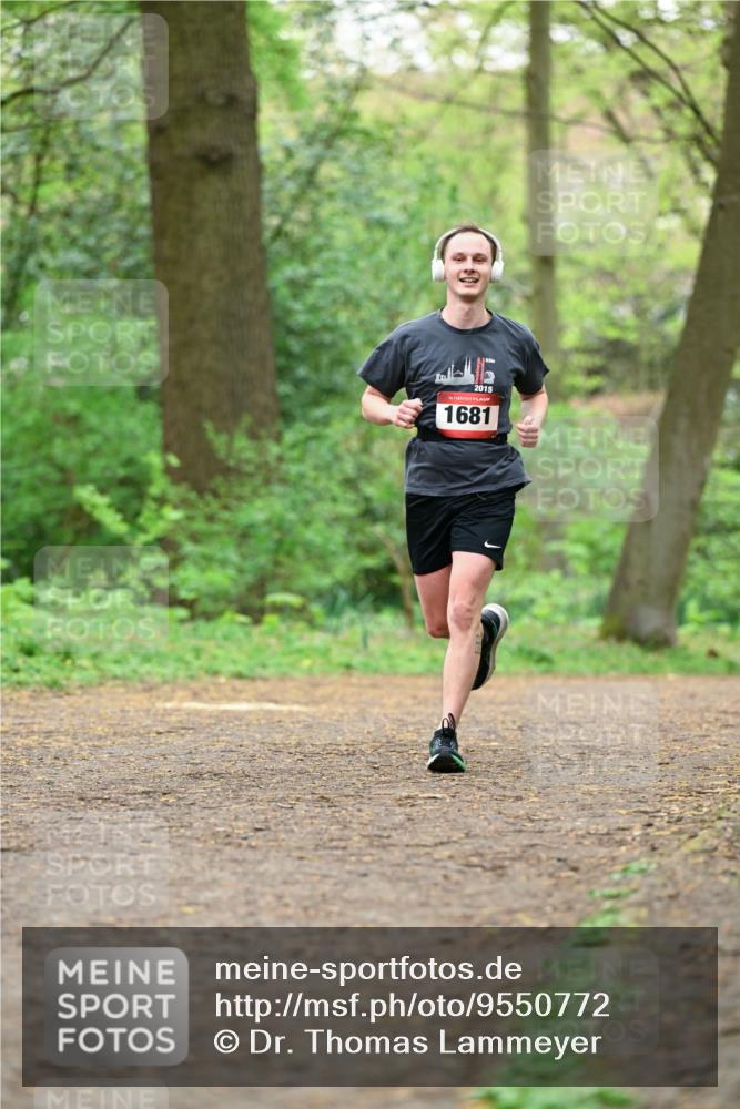 19.04.2026 - Hammer Lauf Dr. Thomas Lammeyer http://msf.ph/oto/9550772 19.04.2026 11:52:35 Laufen 2015, 1681 meine-sportfotos.de