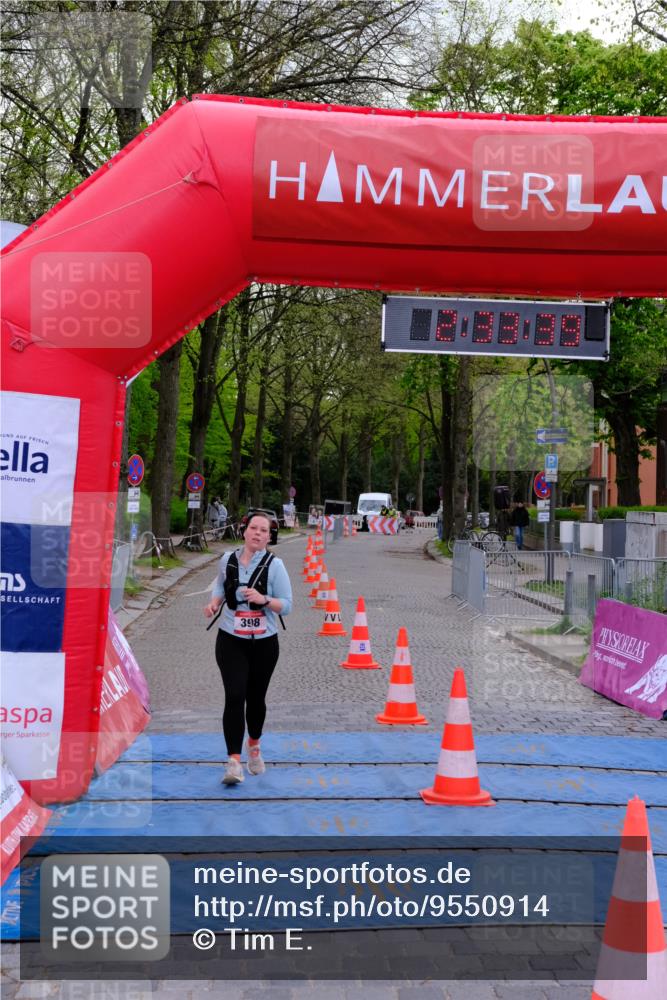 19.04.2026 - Hammer Lauf Tim E. http://msf.ph/oto/9550914 19.04.2026 13:33:47 Ziel 398 meine-sportfotos.de