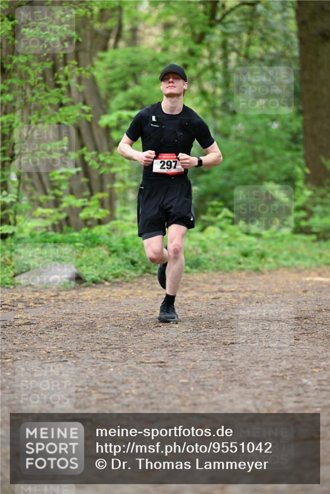 19.04.2026 - Hammer Lauf Dr. Thomas Lammeyer http://msf.ph/oto/9551042 19.04.2026 11:56:07 Laufen 297 meine-sportfotos.de