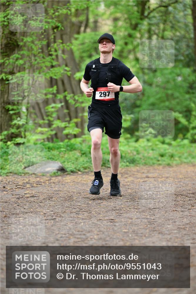 19.04.2026 - Hammer Lauf Dr. Thomas Lammeyer http://msf.ph/oto/9551043 19.04.2026 11:56:07 Laufen 297 meine-sportfotos.de