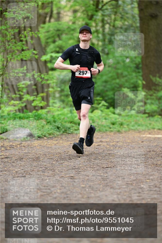 19.04.2026 - Hammer Lauf Dr. Thomas Lammeyer http://msf.ph/oto/9551045 19.04.2026 11:56:07 Laufen 297 meine-sportfotos.de