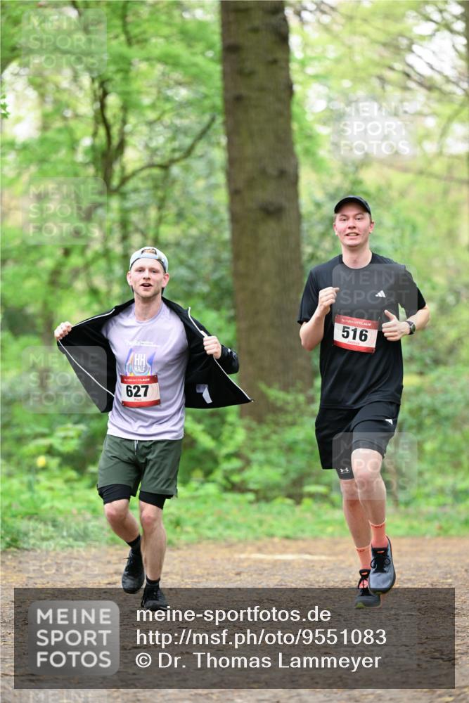 19.04.2026 - Hammer Lauf Dr. Thomas Lammeyer http://msf.ph/oto/9551083 19.04.2026 11:56:28 Laufen 627, 516 meine-sportfotos.de