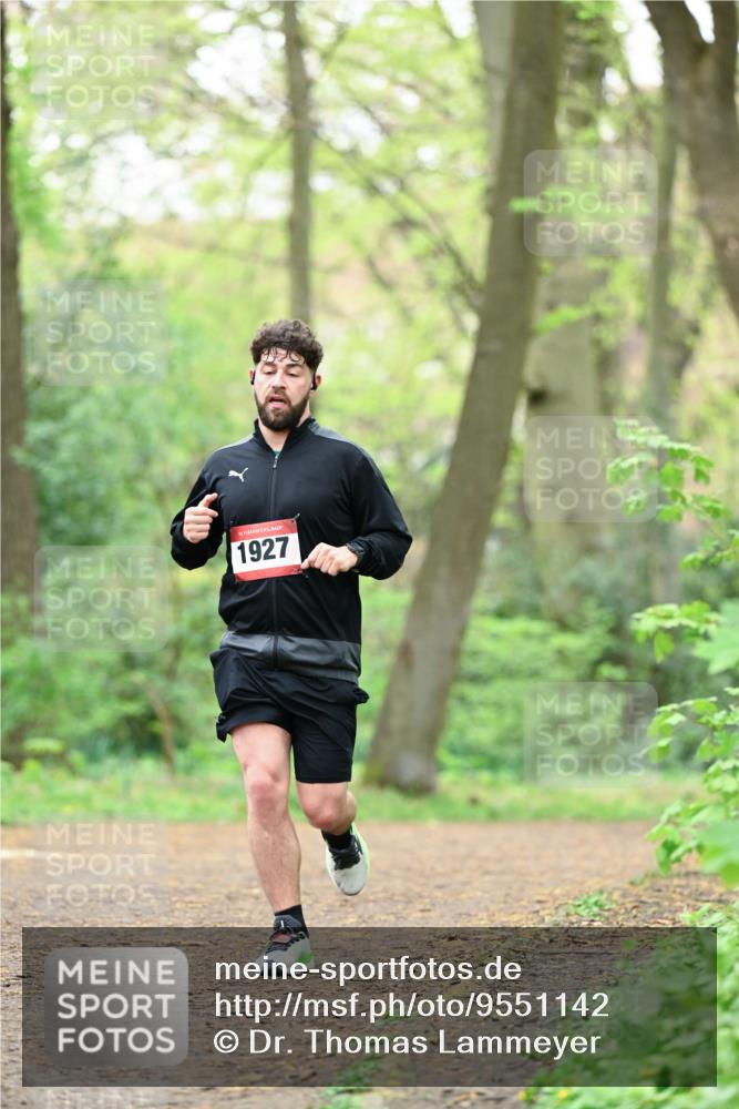 19.04.2026 - Hammer Lauf Dr. Thomas Lammeyer http://msf.ph/oto/9551142 19.04.2026 11:56:48 Laufen 1927 meine-sportfotos.de