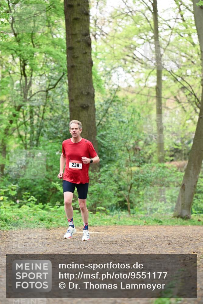 19.04.2026 - Hammer Lauf Dr. Thomas Lammeyer http://msf.ph/oto/9551177 19.04.2026 11:57:38 Laufen 239 meine-sportfotos.de