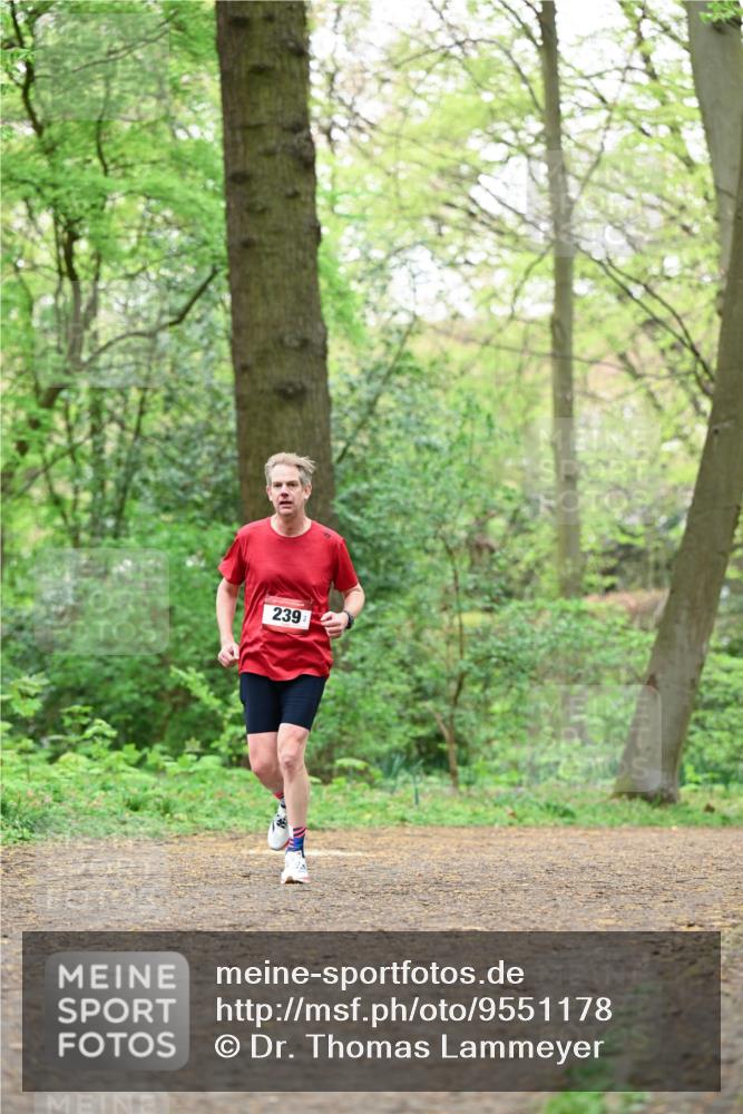 19.04.2026 - Hammer Lauf Dr. Thomas Lammeyer http://msf.ph/oto/9551178 19.04.2026 11:57:38 Laufen 239 meine-sportfotos.de