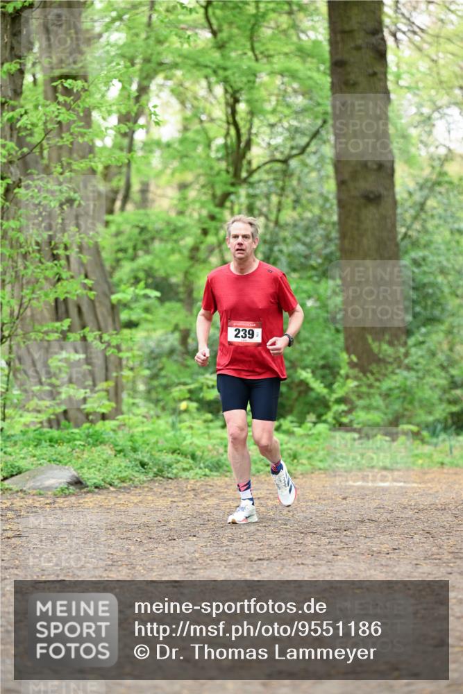 19.04.2026 - Hammer Lauf Dr. Thomas Lammeyer http://msf.ph/oto/9551186 19.04.2026 11:57:39 Laufen 239 meine-sportfotos.de