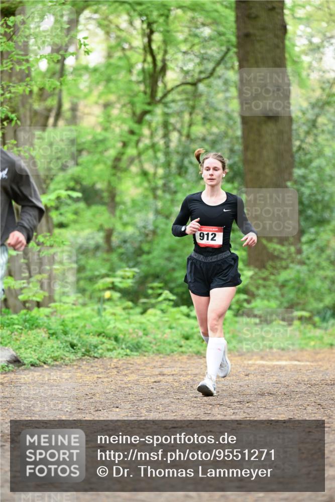 19.04.2026 - Hammer Lauf Dr. Thomas Lammeyer http://msf.ph/oto/9551271 19.04.2026 11:58:13 Laufen 912 meine-sportfotos.de