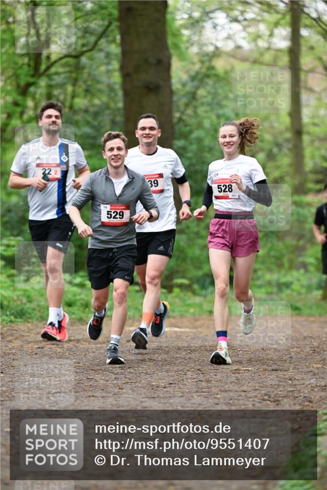 19.04.2026 - Hammer Lauf Dr. Thomas Lammeyer http://msf.ph/oto/9551407 19.04.2026 11:59:25 Laufen 198, 529, 528, 203 meine-sportfotos.de