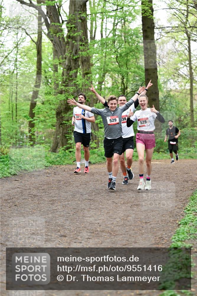 19.04.2026 - Hammer Lauf Dr. Thomas Lammeyer http://msf.ph/oto/9551416 19.04.2026 11:59:27 Laufen 221, 529, 528 meine-sportfotos.de