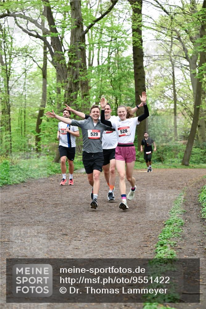 19.04.2026 - Hammer Lauf Dr. Thomas Lammeyer http://msf.ph/oto/9551422 19.04.2026 11:59:28 Laufen 528, 529 meine-sportfotos.de