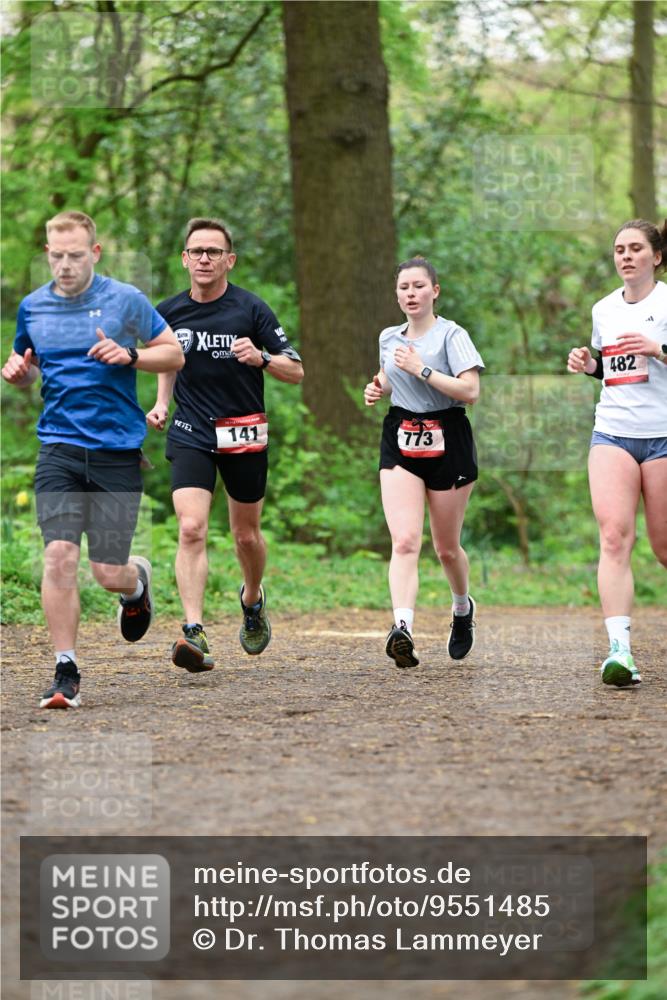 19.04.2026 - Hammer Lauf Dr. Thomas Lammeyer http://msf.ph/oto/9551485 19.04.2026 12:00:30 Laufen 157, 141, 773, 482 meine-sportfotos.de