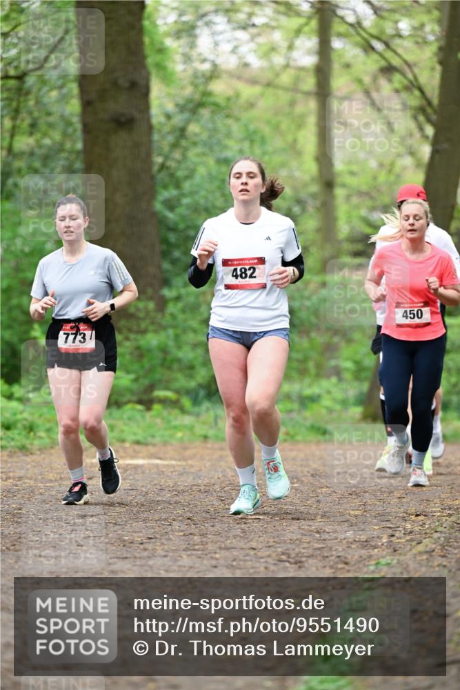 19.04.2026 - Hammer Lauf Dr. Thomas Lammeyer http://msf.ph/oto/9551490 19.04.2026 12:00:31 Laufen 773, 482, 450 meine-sportfotos.de