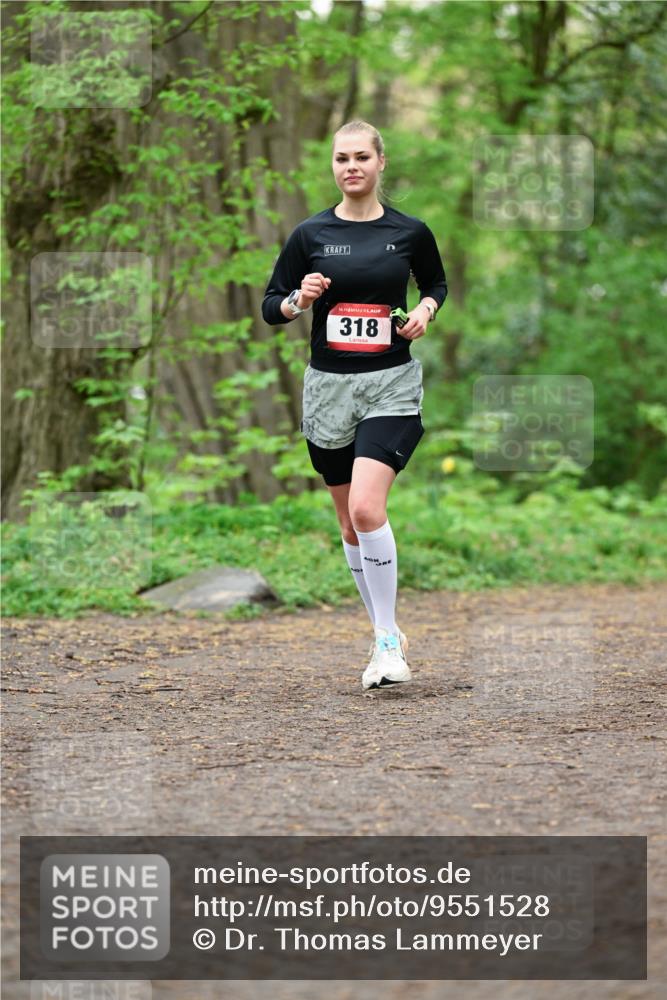19.04.2026 - Hammer Lauf Dr. Thomas Lammeyer http://msf.ph/oto/9551528 19.04.2026 12:00:53 Laufen 318 meine-sportfotos.de