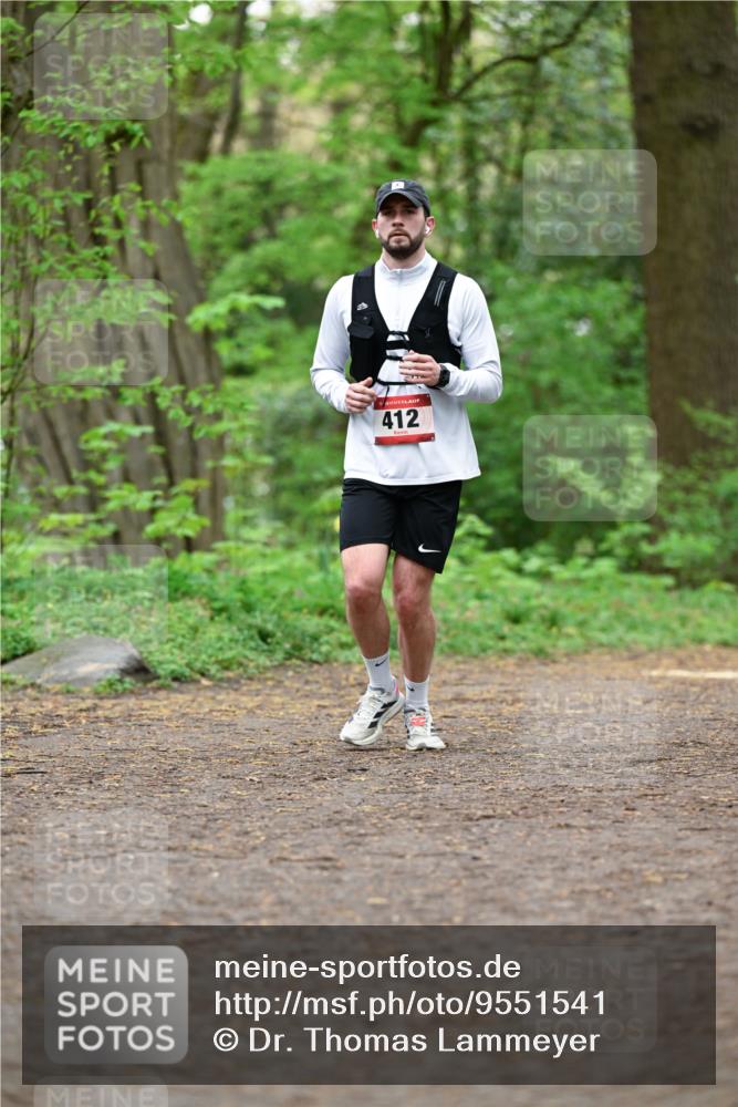 19.04.2026 - Hammer Lauf Dr. Thomas Lammeyer http://msf.ph/oto/9551541 19.04.2026 12:00:56 Laufen 412 meine-sportfotos.de