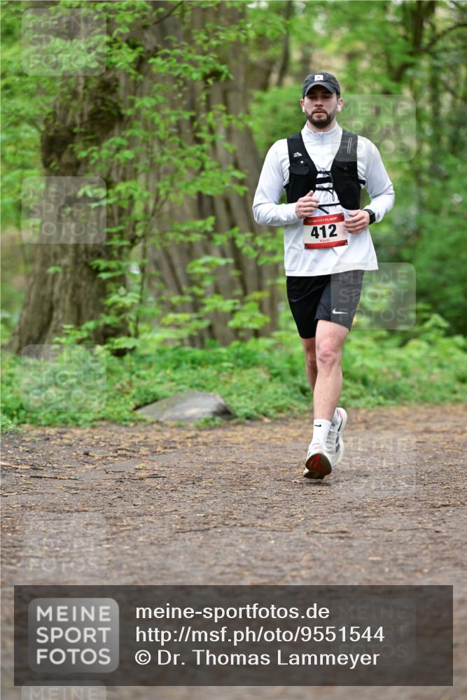 19.04.2026 - Hammer Lauf Dr. Thomas Lammeyer http://msf.ph/oto/9551544 19.04.2026 12:00:57 Laufen 412 meine-sportfotos.de