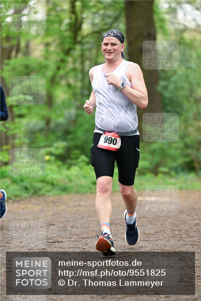19.04.2026 - Hammer Lauf Dr. Thomas Lammeyer http://msf.ph/oto/9551825 19.04.2026 12:02:35 Laufen 990 meine-sportfotos.de
