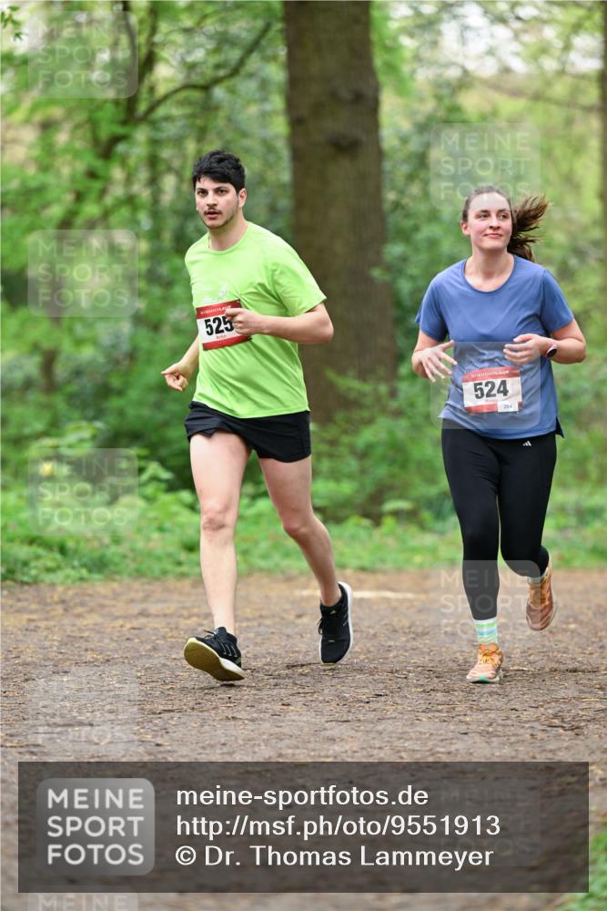 19.04.2026 - Hammer Lauf Dr. Thomas Lammeyer http://msf.ph/oto/9551913 19.04.2026 12:03:13 Laufen 525, 524 meine-sportfotos.de