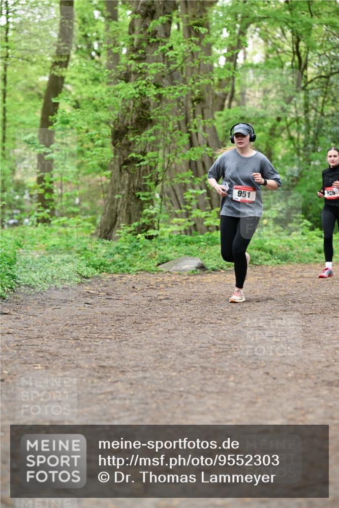 19.04.2026 - Hammer Lauf Dr. Thomas Lammeyer http://msf.ph/oto/9552303 19.04.2026 12:05:35 Laufen 925, 951 meine-sportfotos.de