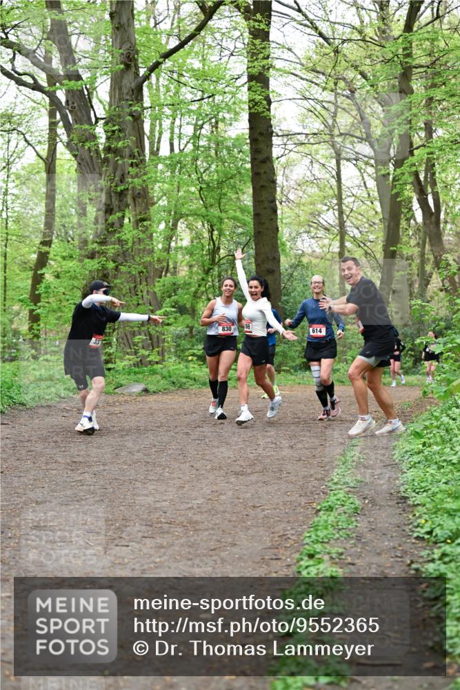 19.04.2026 - Hammer Lauf Dr. Thomas Lammeyer http://msf.ph/oto/9552365 19.04.2026 12:05:49 Laufen 830, 614 meine-sportfotos.de